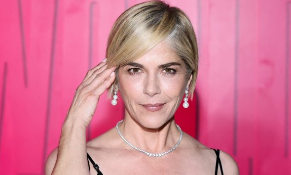 Selma Blair arrestada tras altercado en vuelo de Delta Airlines