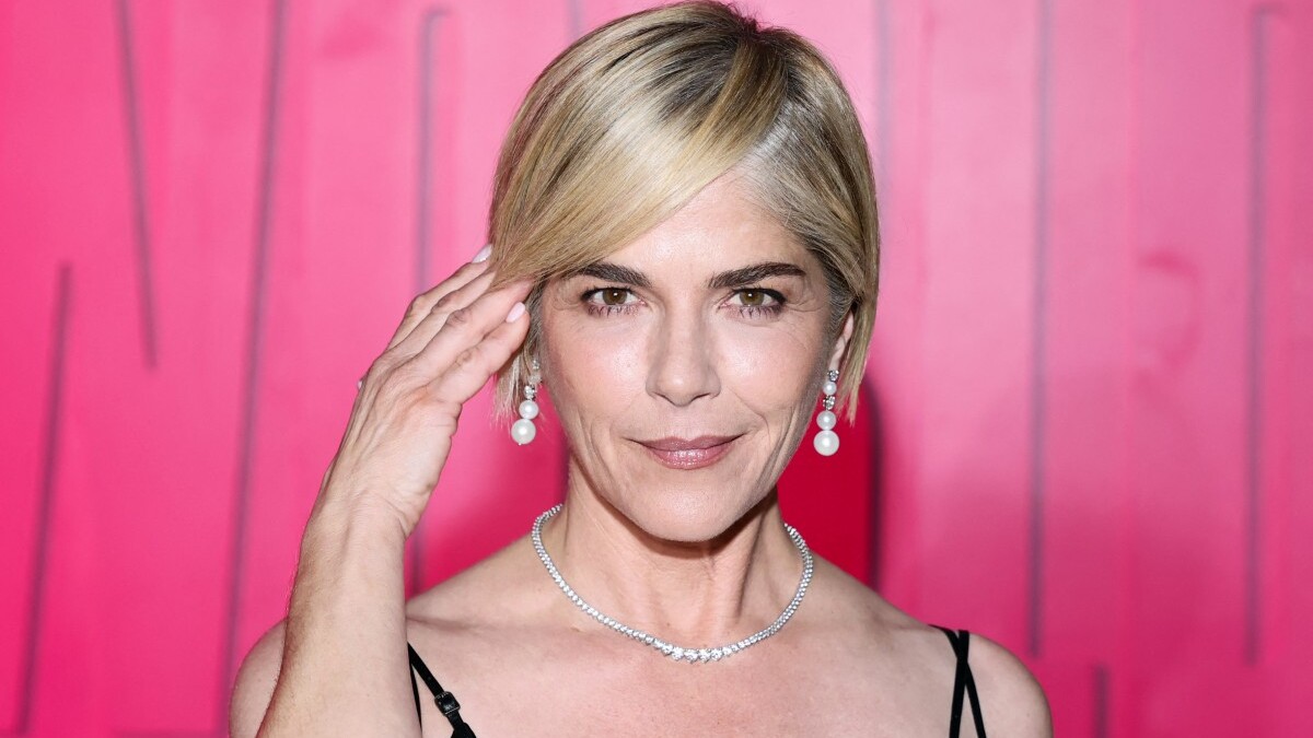 Selma Blair arrestada tras altercado en vuelo de Delta Airlines