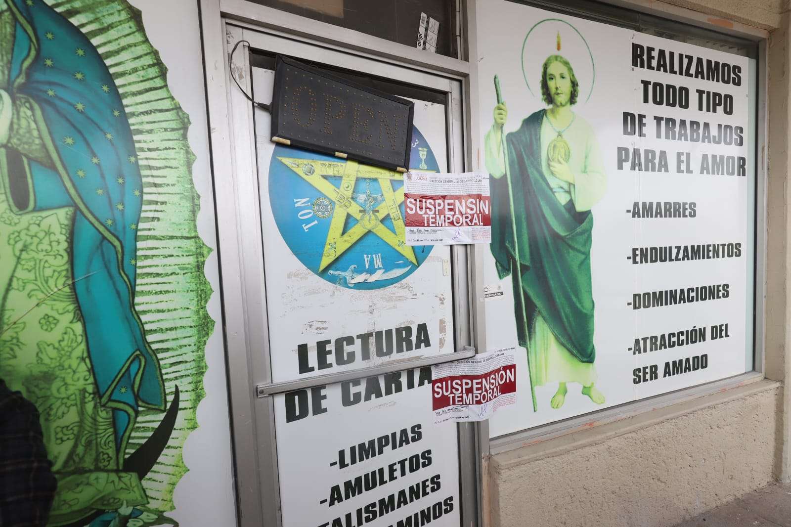 Suspende Municipio establecimiento y aplica multa por publicidad sin autorización