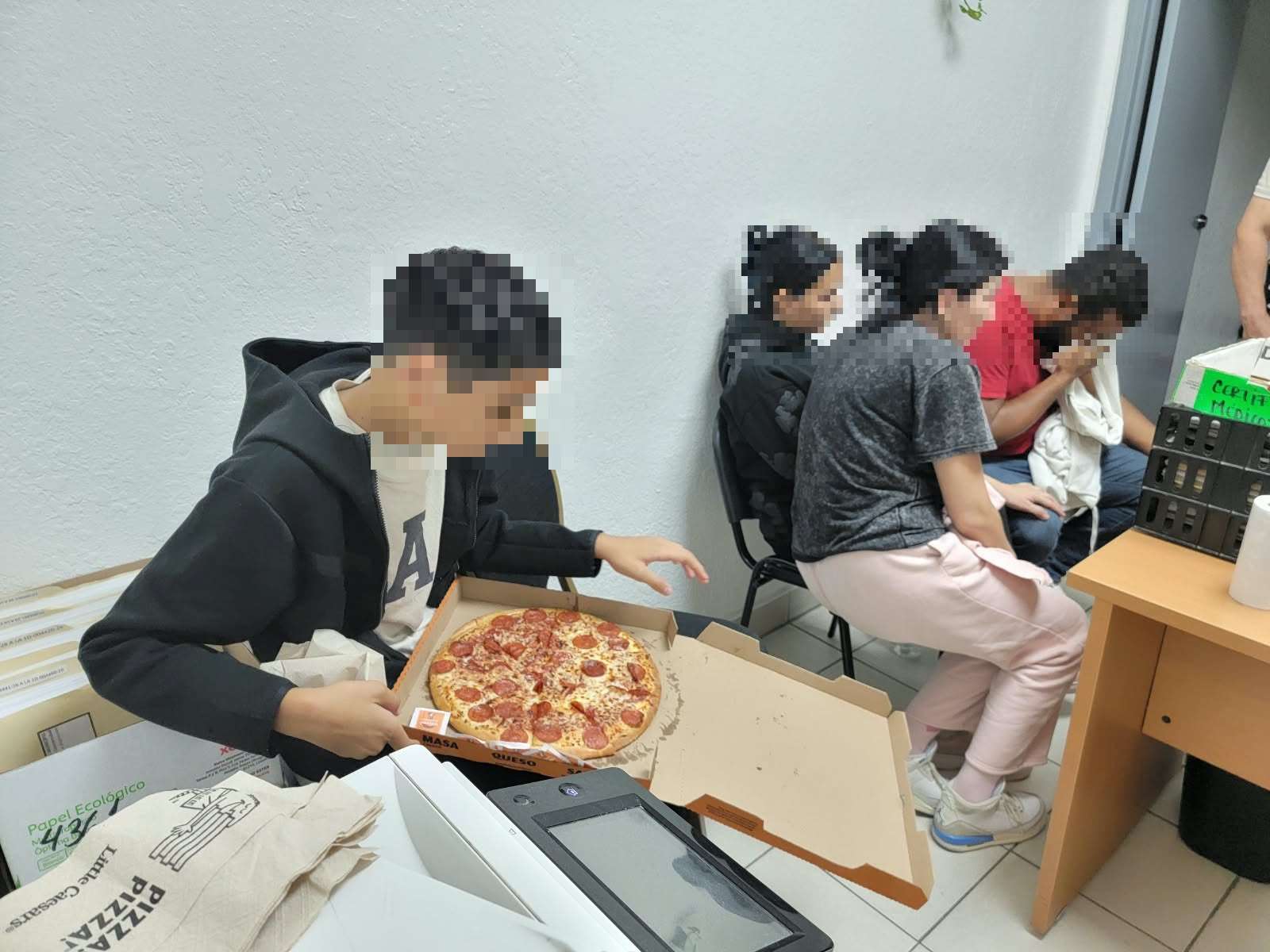Resguardan a familia colombiana con dos menores en el fraccionamiento Roma