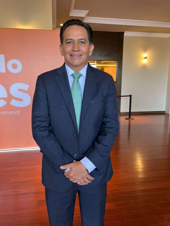 Pide el diputado Alejandro Pérez Cuéllar licencia por tiempo indefinido